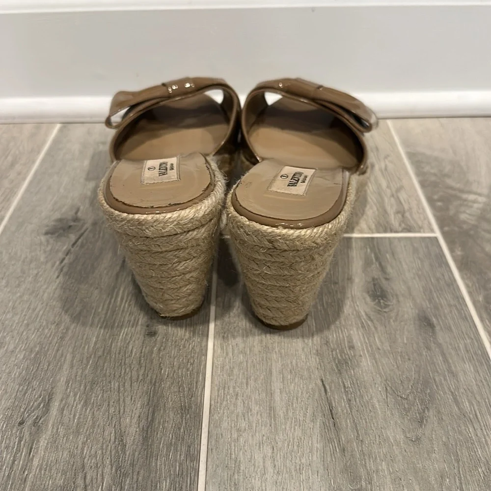 Valentino Garavani Patent Leather Espadrilles Size 41 US 9.5